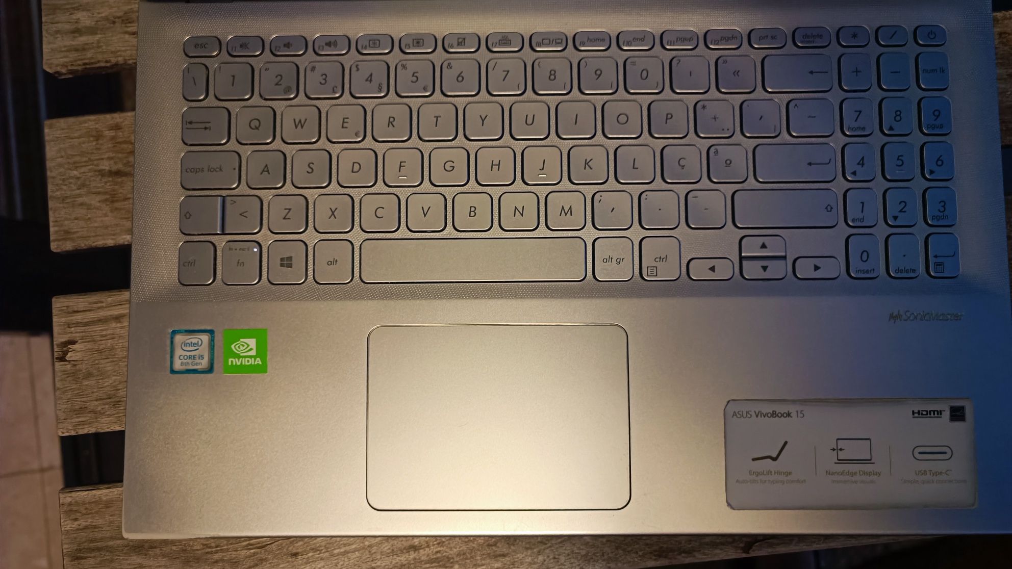 Portátil ASUS VivoBook 15