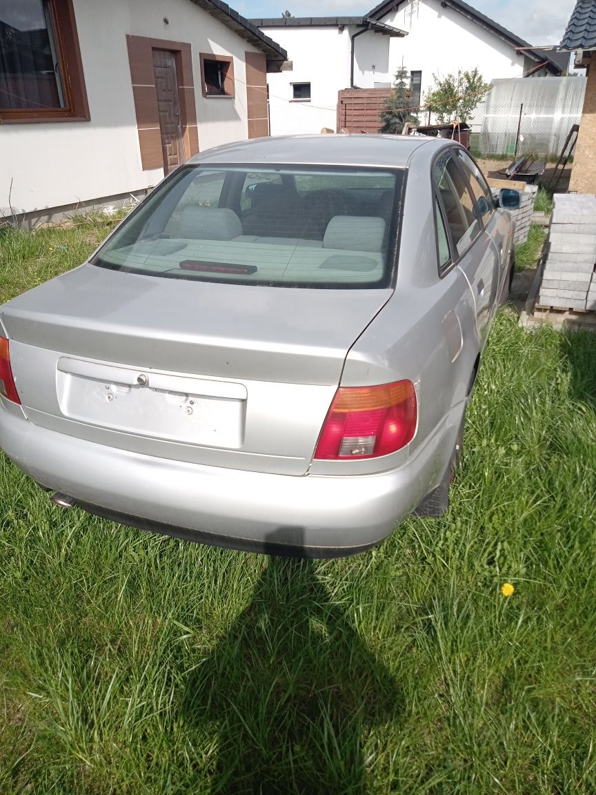 Audi A4 prosto z Niemiec 1995 1,6