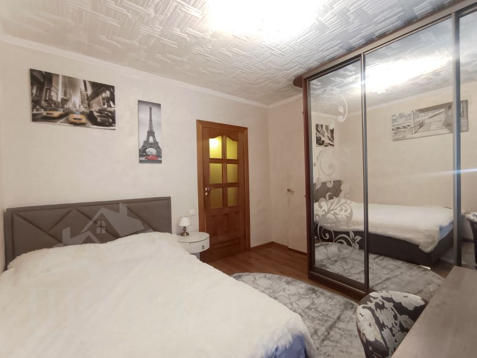 Укомплектована 3 кмн квартира з інвектором на Лушпи