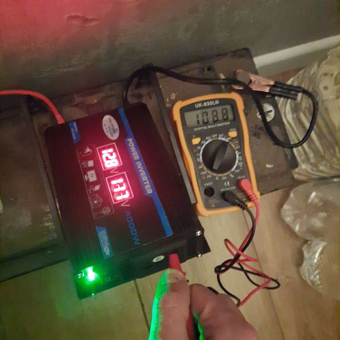 Інвертор 12v- 110v