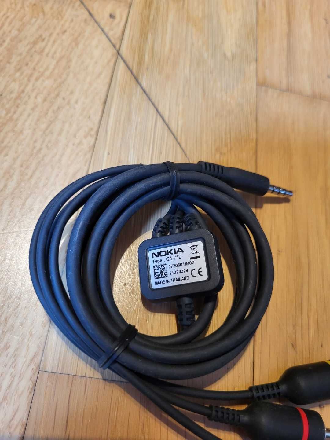 Oryginalny Kabel Nokia TV JACK 3,5 na 3xRCA