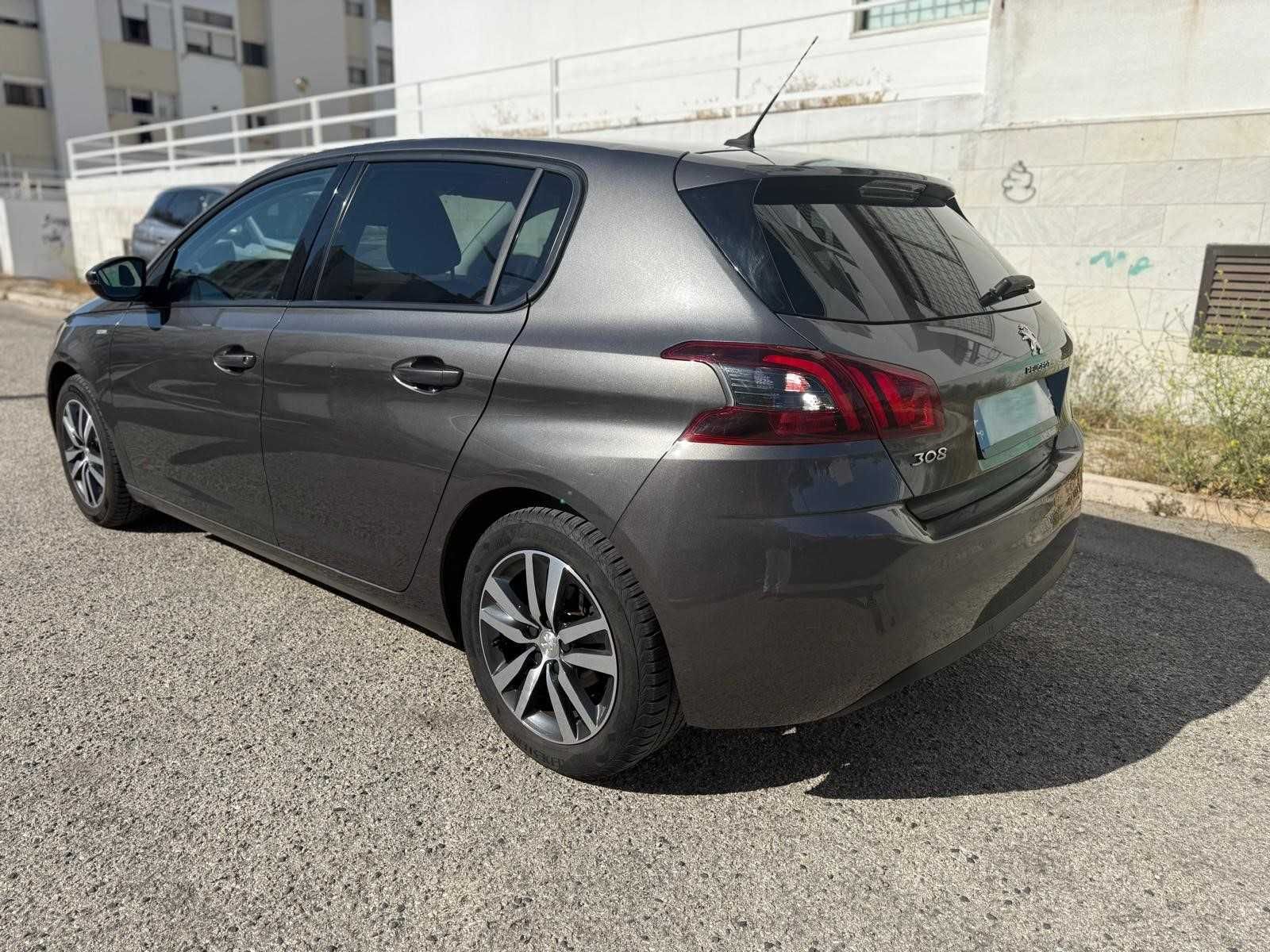 Peugeot 308 – Poucos Quilómetros