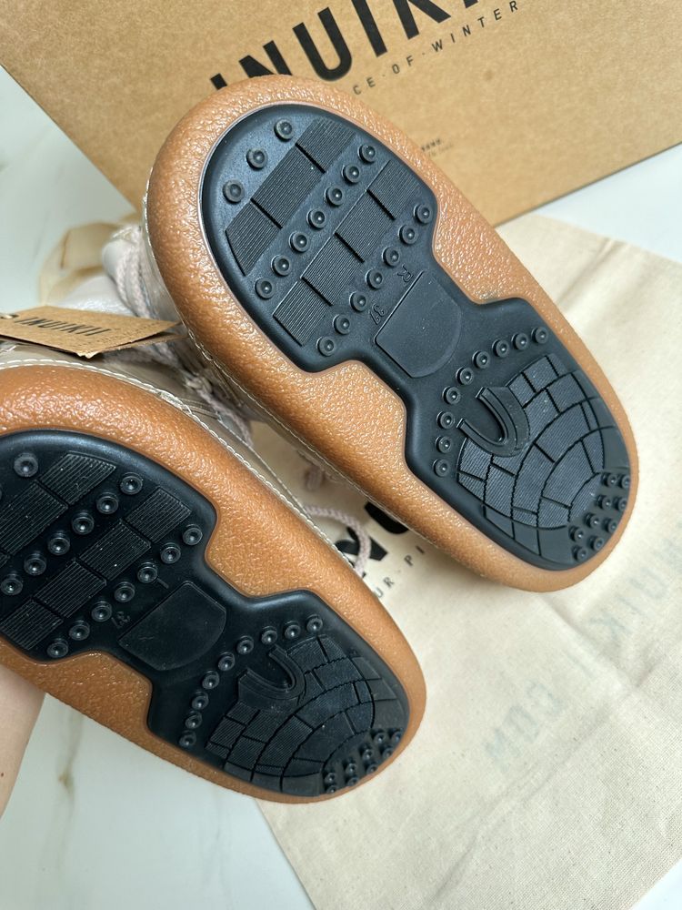 Beżowe buty śniegowce Inuikii Gloss Low begie rozmiar 37