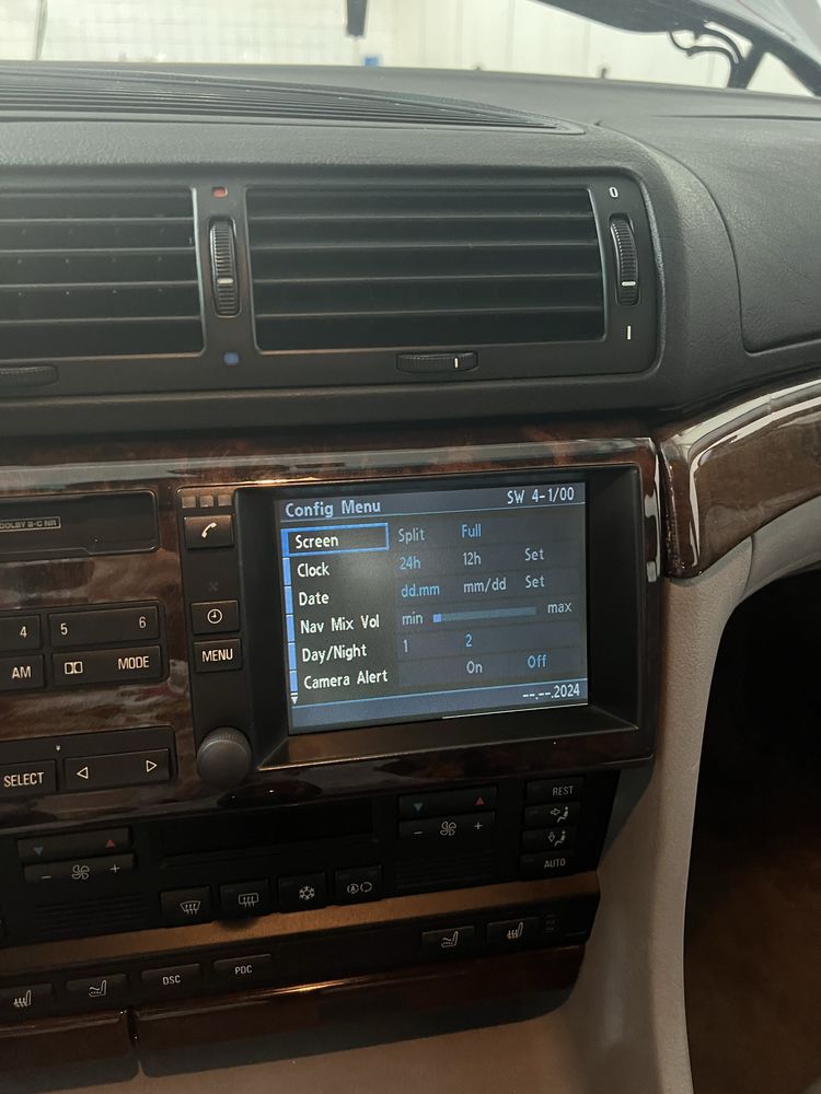 Bmw e38 Board monitor 16:4