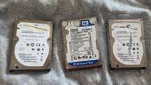 Trzy dyski HDD 2,5 cala WD i Seagate 2x250GB i 1x500GB