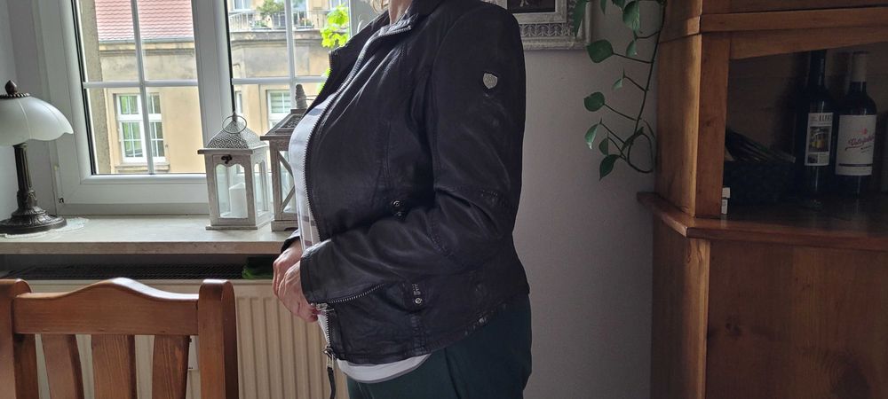 Damska kurtka ze skóry M/L w idealnym stanie