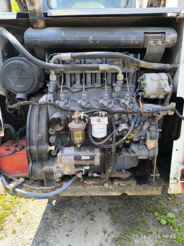 Продам міні-навантажувач Bobcat 873 H Turbo.

Bobkat