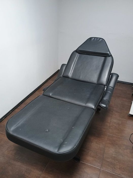 Fotel łóżko kosmetyczne czarne