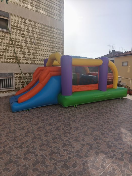 Aluguer de insufláveis