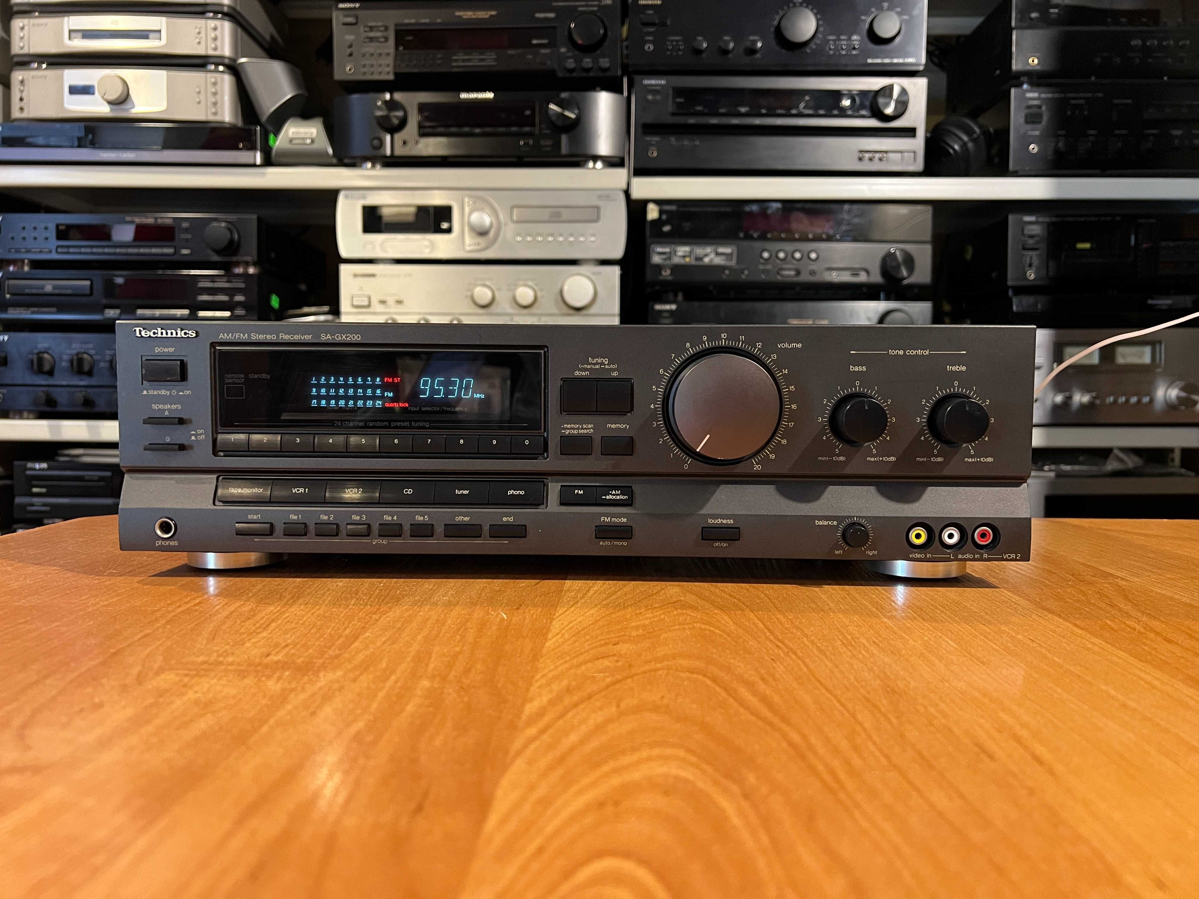 Amplituner Technics SA-GX200 Audio Room