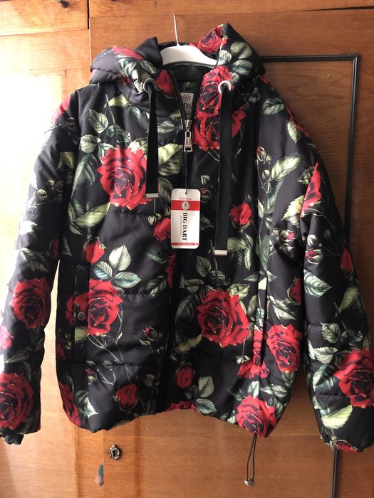 Курточки молодіжні жіночі