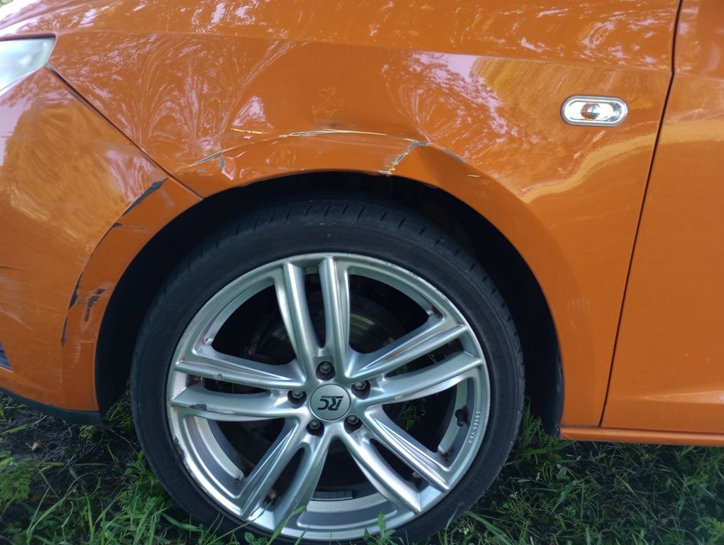 Seat Ibiza Sport 1,4 09r uszkodzony
