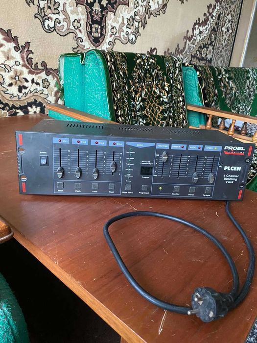 Продам 4-канальний диммер Proel PLCEN у хорошому стані!!! Ціна 40$