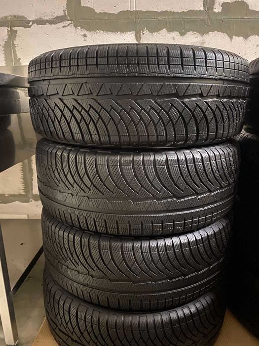 Зимові шини 235/55 R18 104V Michelin Pilot Alpin Іспані 7мм. Склад.