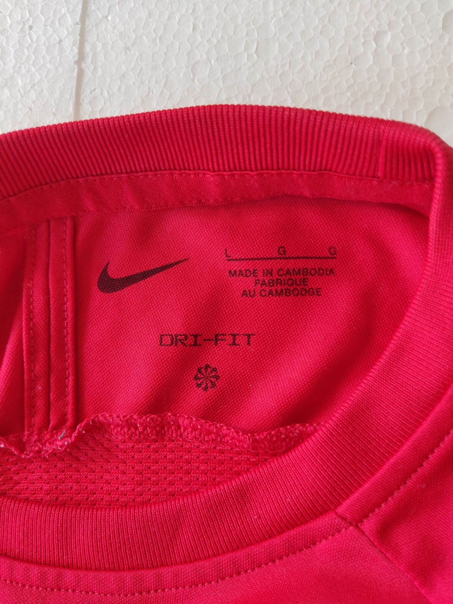 Оригінальна футболка Nike