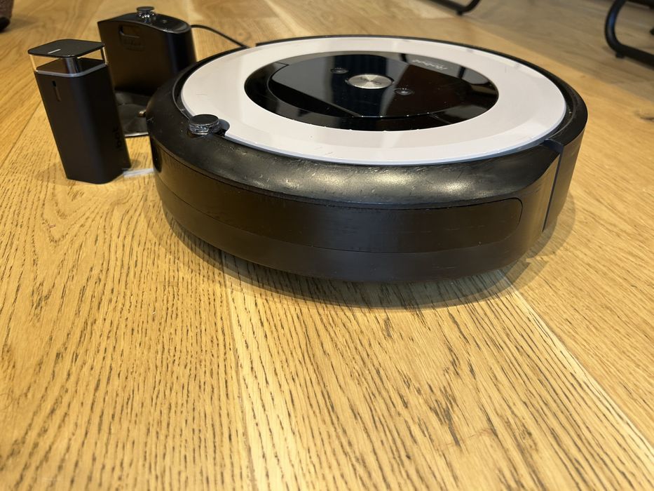 Robot sprzątający IRobot Roomba E5