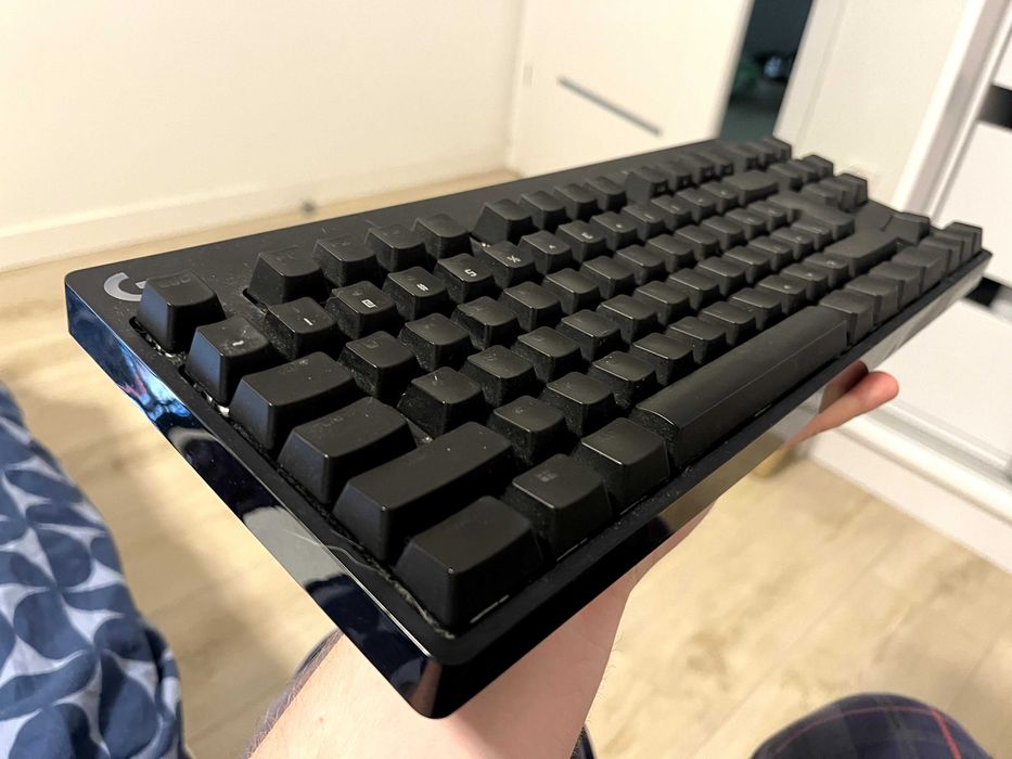 Logitech G PRO (Clicky)
