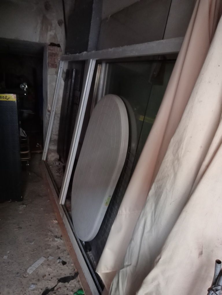 Stolik zapraszam 135x80