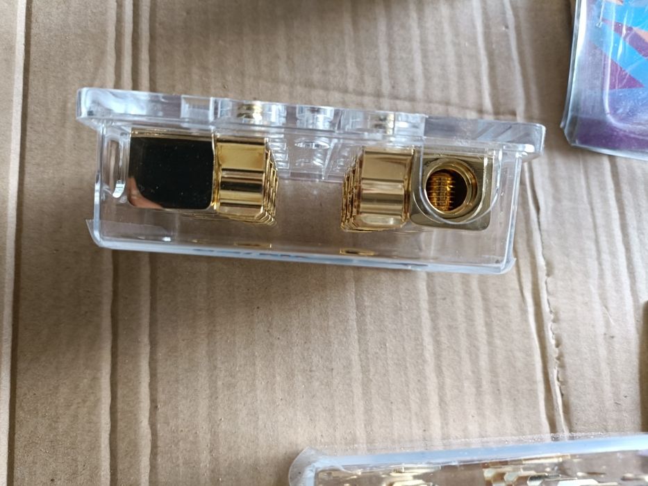 Oprawa bezpieczników agu car audio oprawka