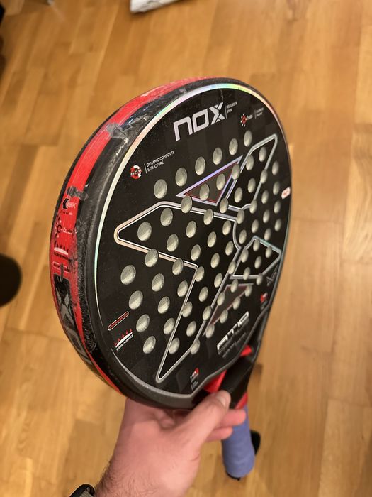 Rakieta do Padla Nox AT10 Luxury Genius 18K 2023 (Agustin Tapia)