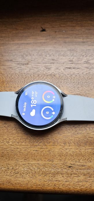 Samsung Galaxy Watch6 SM-R945 LTE 44mm Srebrny