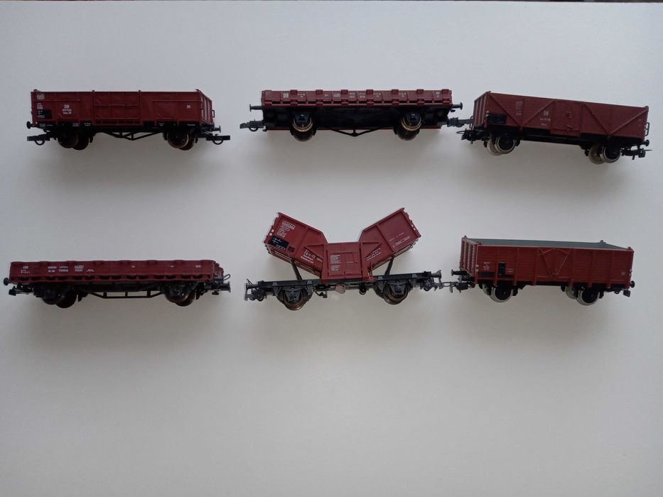 Zestaw 6 wagonów H0 — Piko / Roco