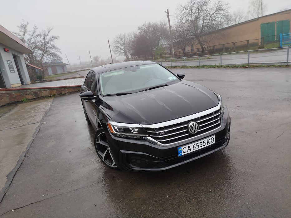 Volkswagen Passat B9 2.0 TSI