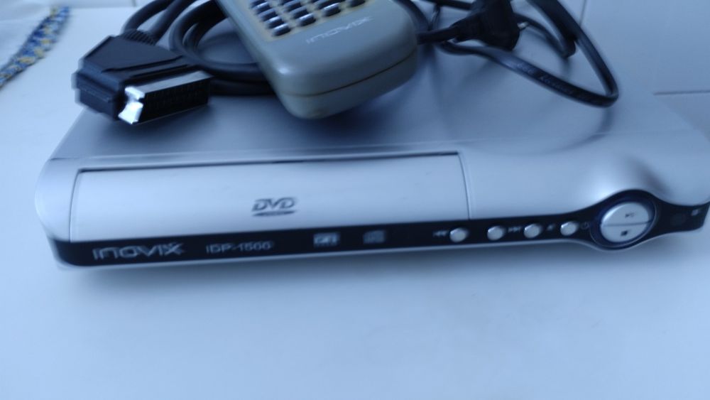 DVD com comando usado