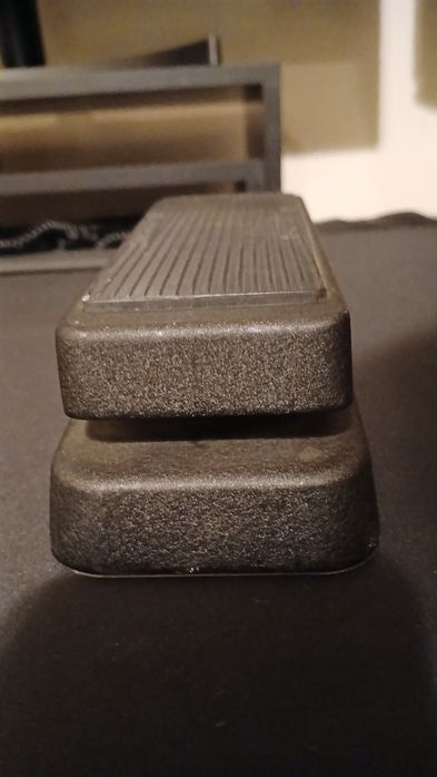 Pedal Wah wah cry baby dunlop