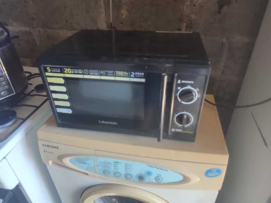Микроволновая печь liberton