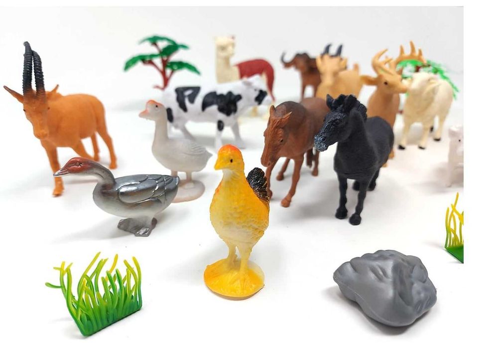 Zwierzęta domowe Gospodarskie Duży Zestaw Farma Figurki 17 sztuk