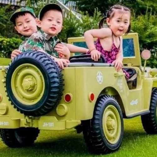 Auto na Akumulator dla dzieci Jeep Khaki 3 osobowe