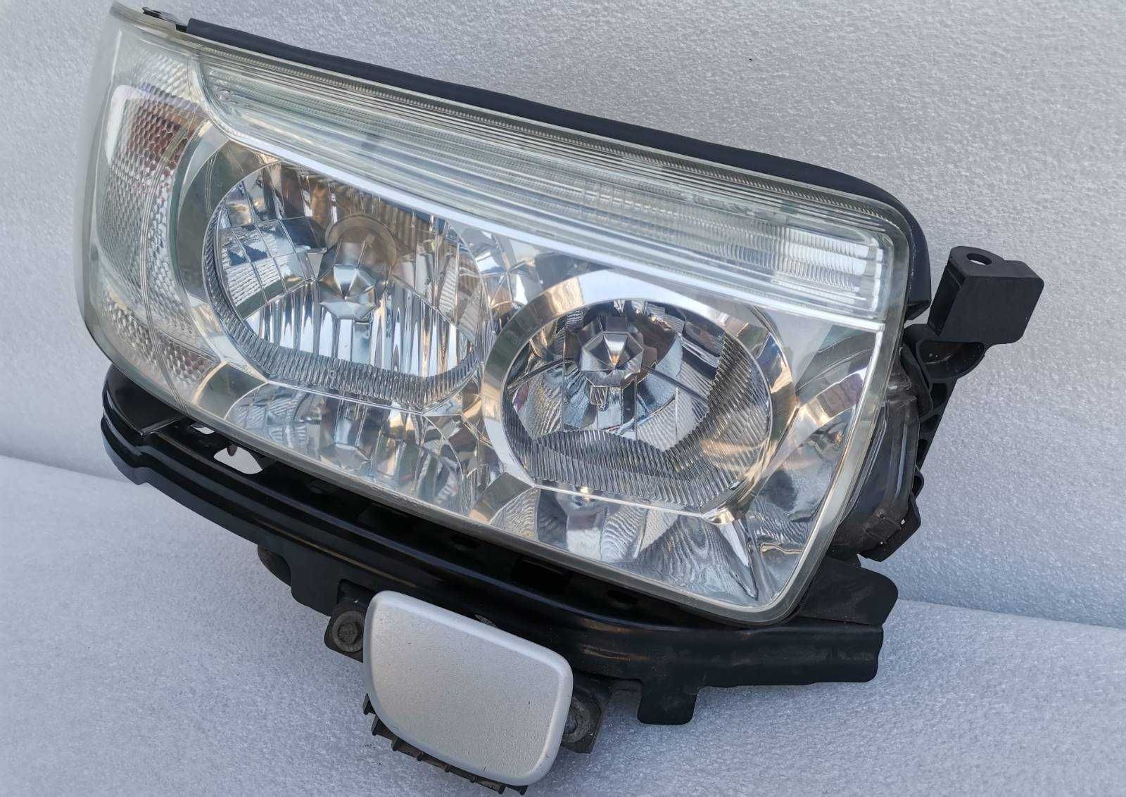 Фара правая Subaru Forester 2006-2008г.в. оригинал ксенон в сборе