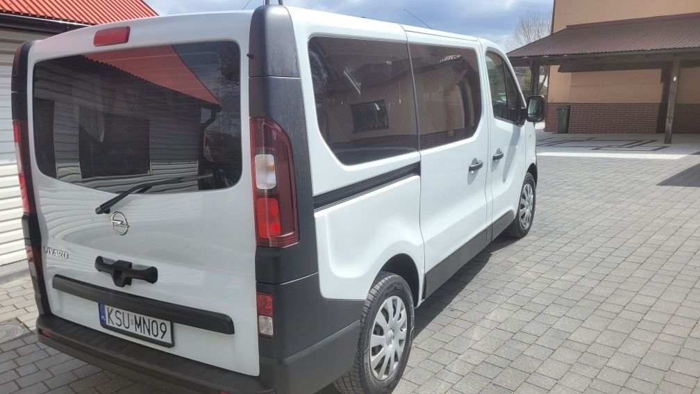 Opel vivaro 2018 r 8 osób przeb. 167 tys