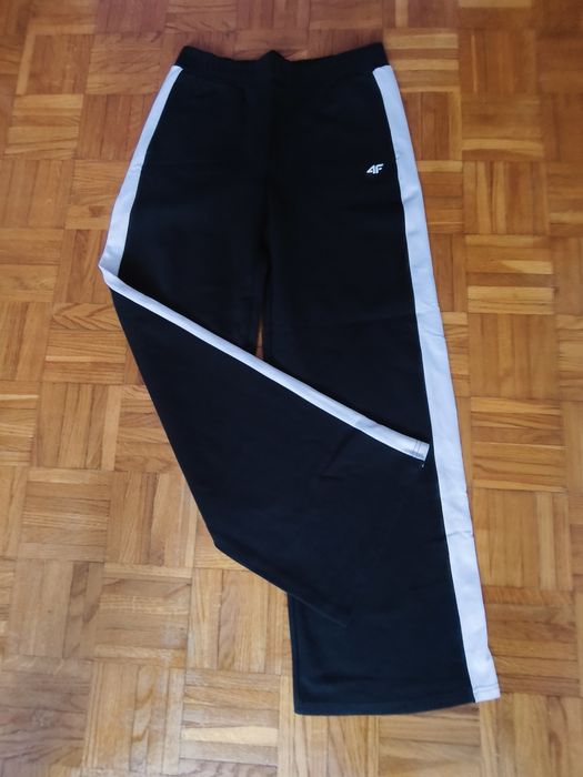 Spodnie dresowe damskie 4F  r L