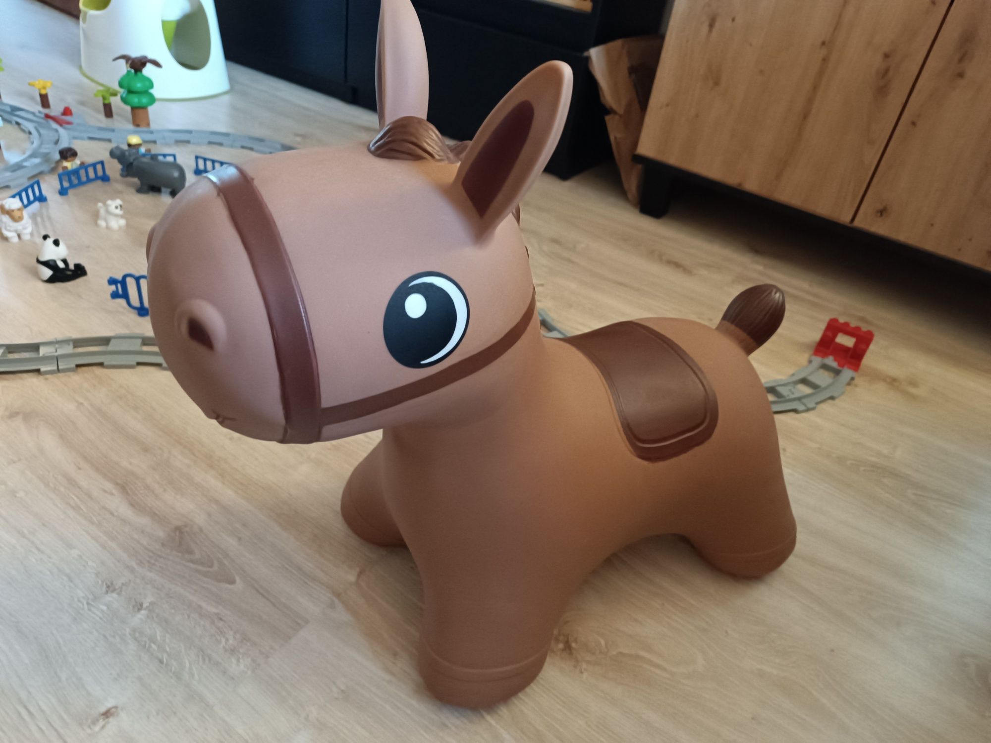 Skoczek Konik Hoppimals