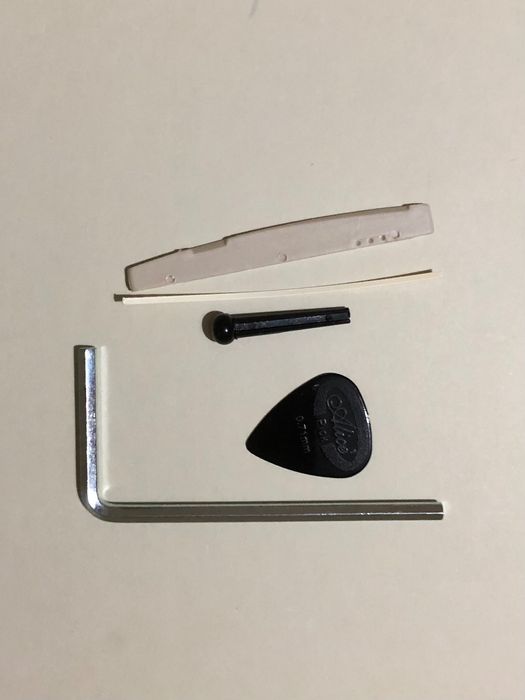 Гітара Cort AD810