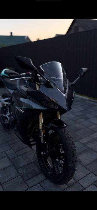 Продам мотоцикл новий