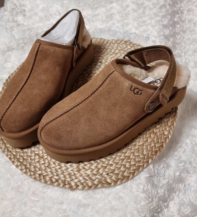 Жіноче взуття,клоги Ugg