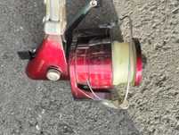 Carreto para a pesca dos grandes e bom
