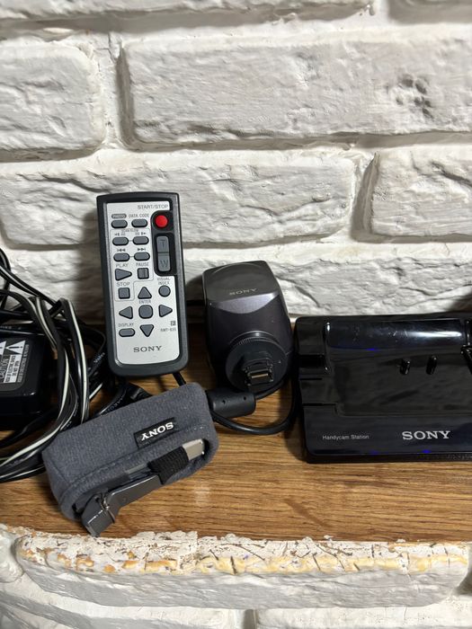 Видеокамера Sony handycam DSR - SR 30