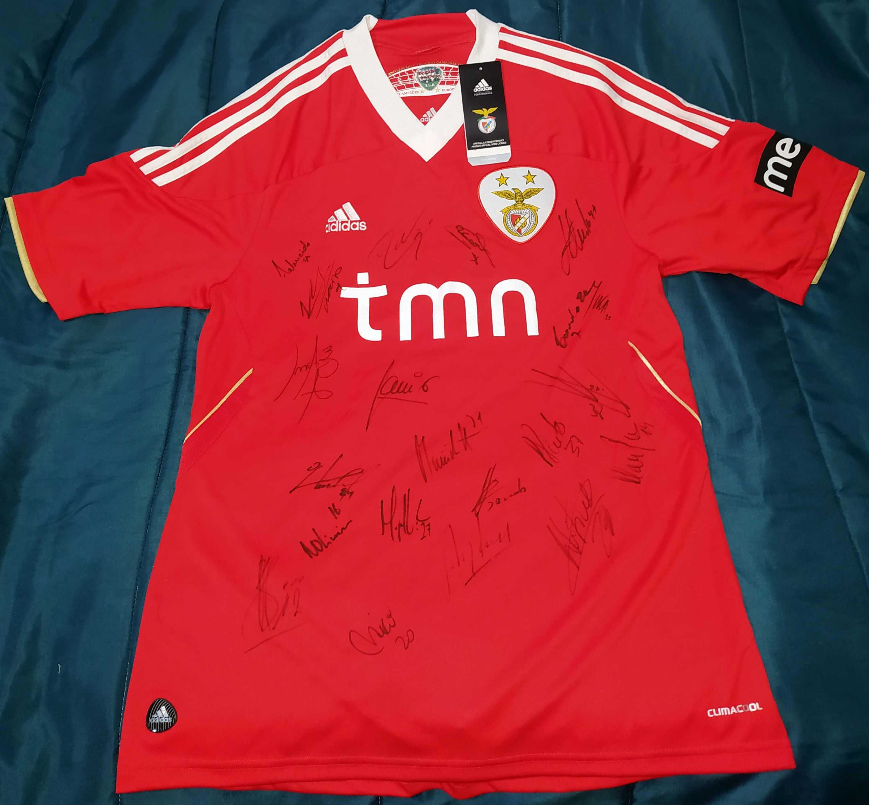 Oficial Benfica/Adidas |CAMISOLA MUITO RARA! com 21 autógrafos NOVA!