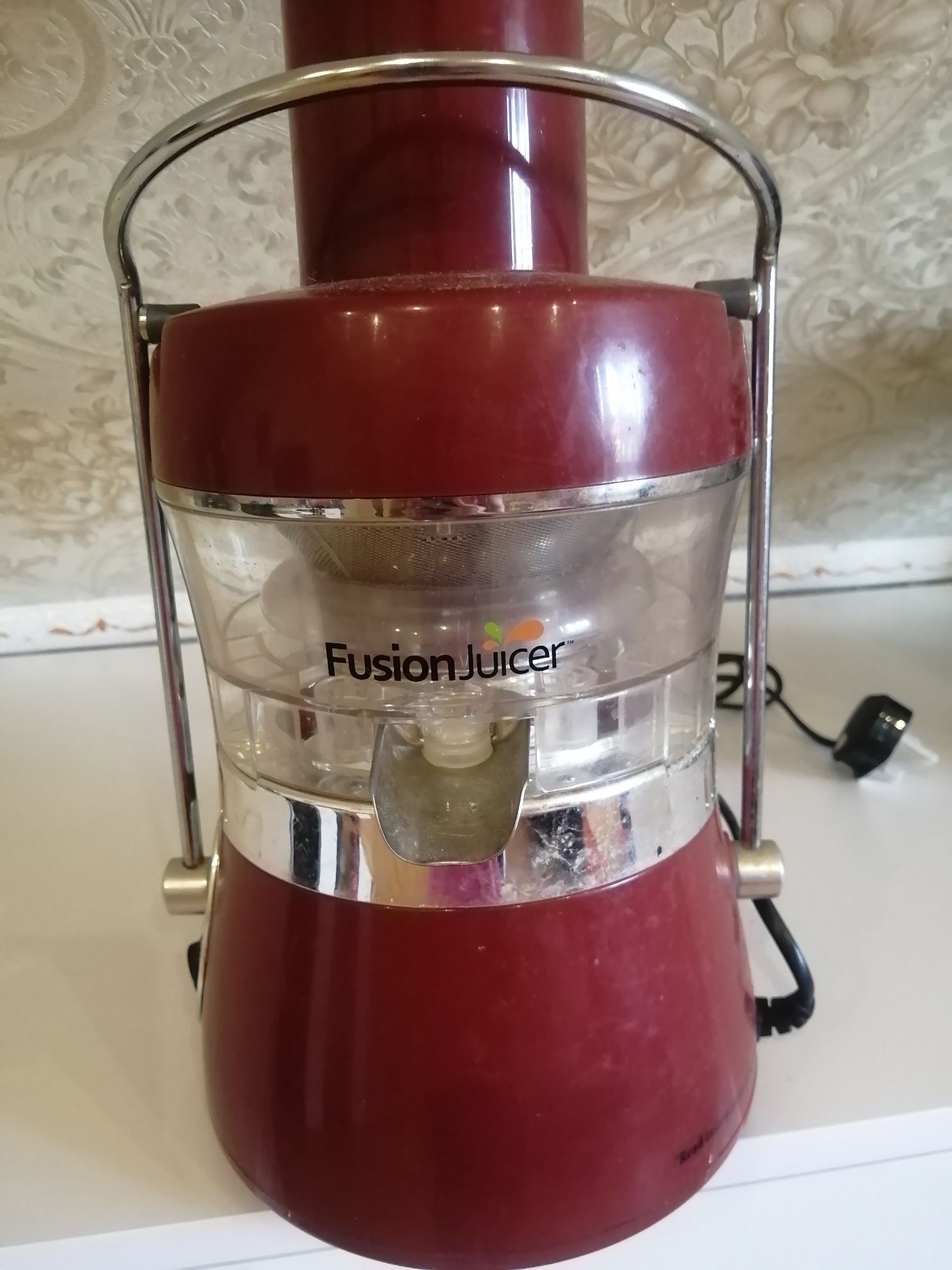 Соковижималка Fusion juiser