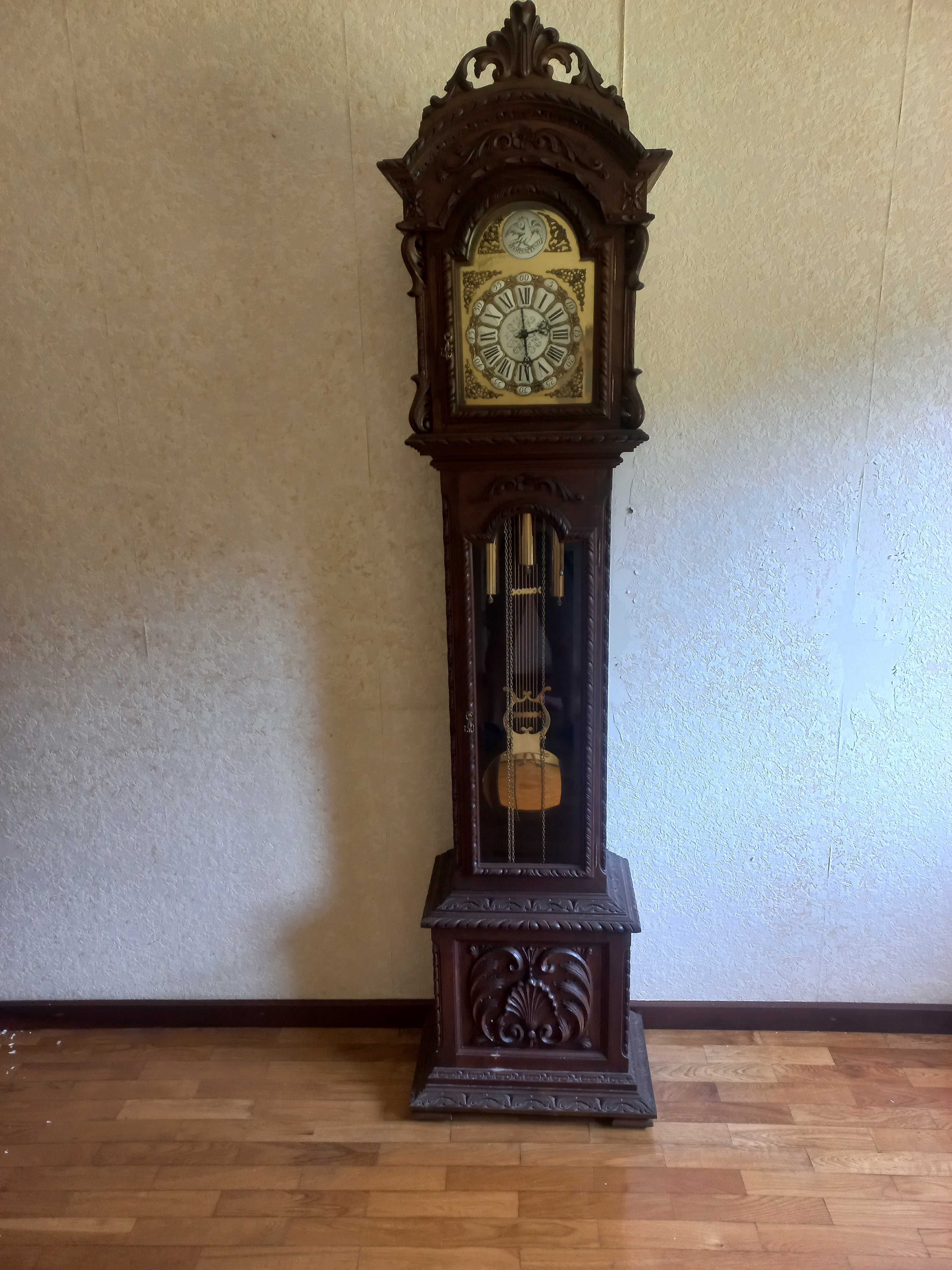 Relógio antigo usado