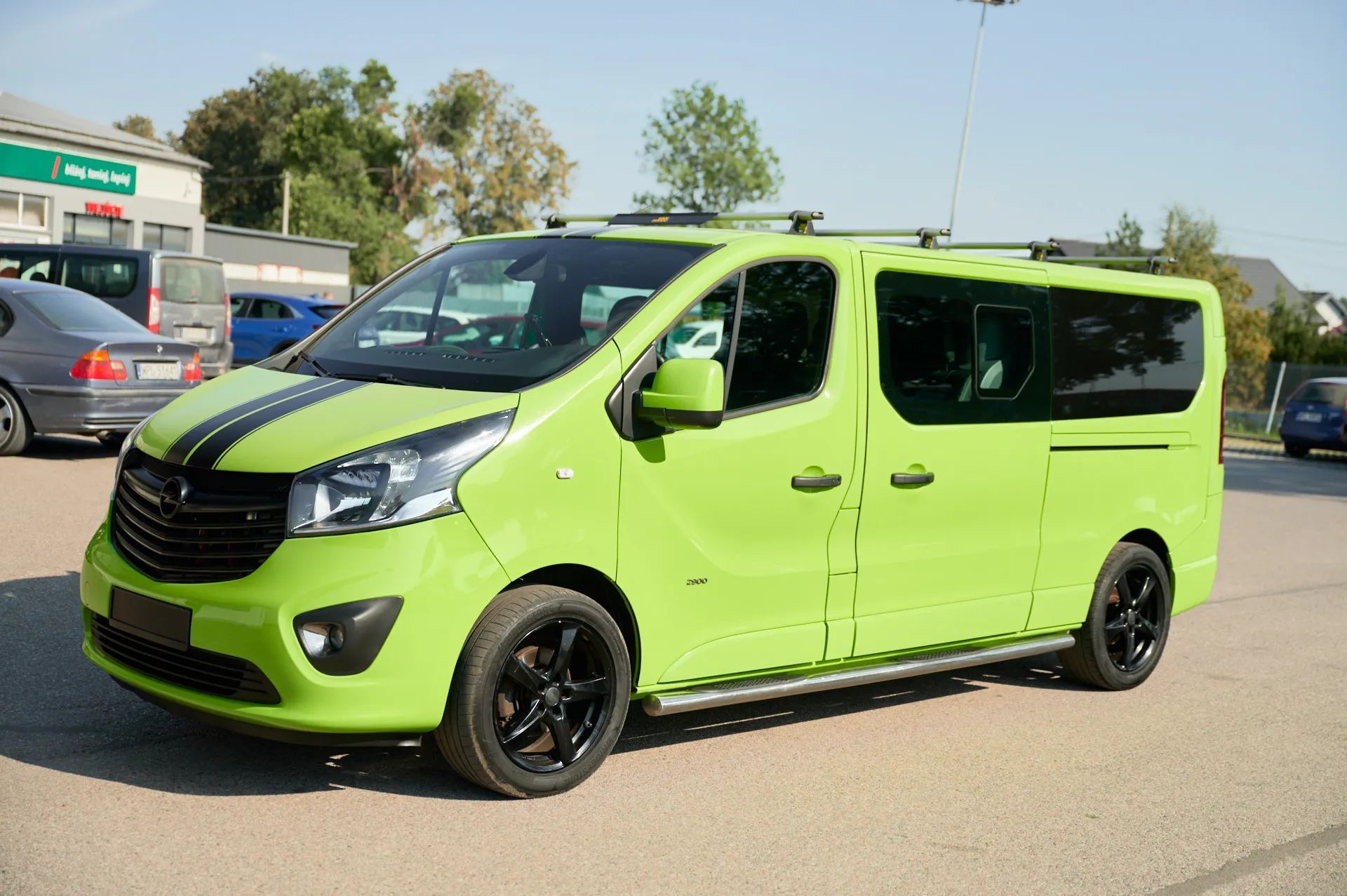 Opel Vivaro Unikat!! Skóra Alcantara Navi Kamera Alu18 Grzane fotele Tempomat Hak