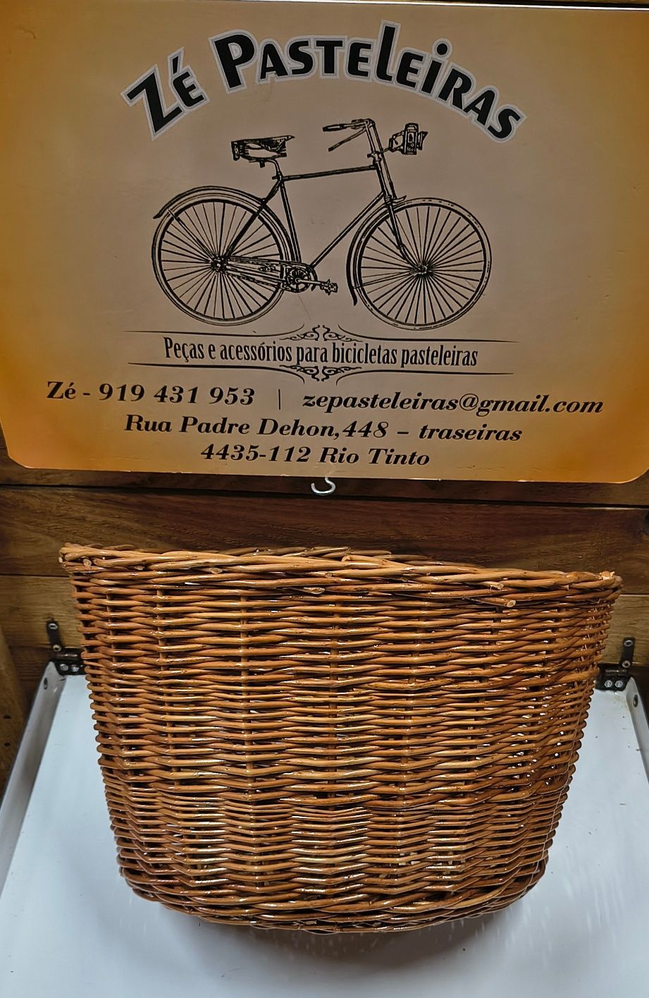 Cesto de verga e lancheira pic nic / bicicleta pasteleira /clássica