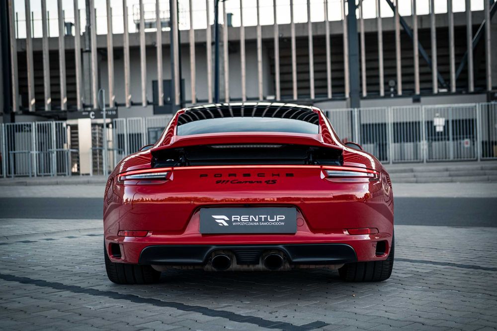 Wynajem PORSCHE 911 Carrera 4s, Audi RS3 2023, GOLF 7.5R, A45s AMG, M3