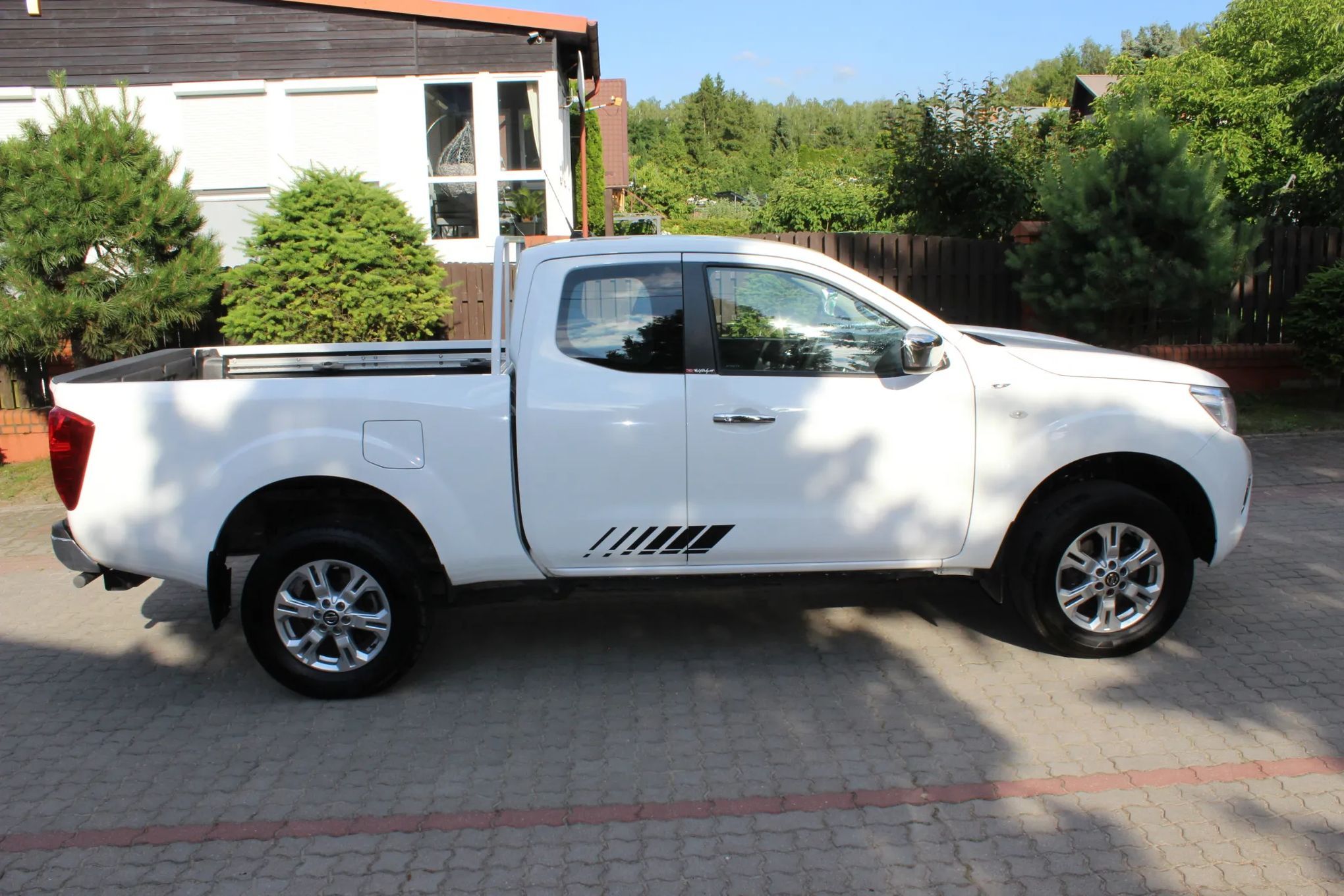 Nissan Navara 4x4 PACYFICA Navi Kamera Tempomat Serwis