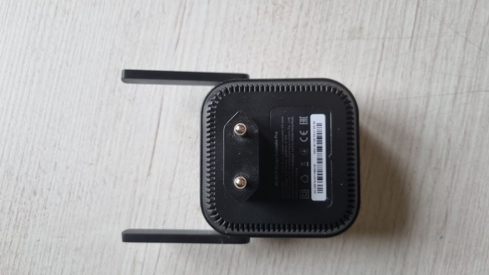 Репітер wifi  mi range extender pro