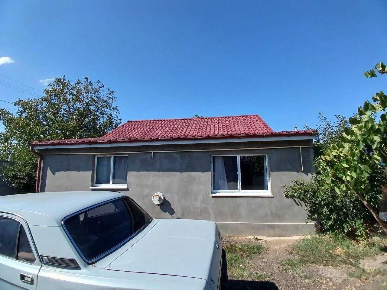 Продам  2 дома  на участке  в  с. Першотравневое Одесской обл.